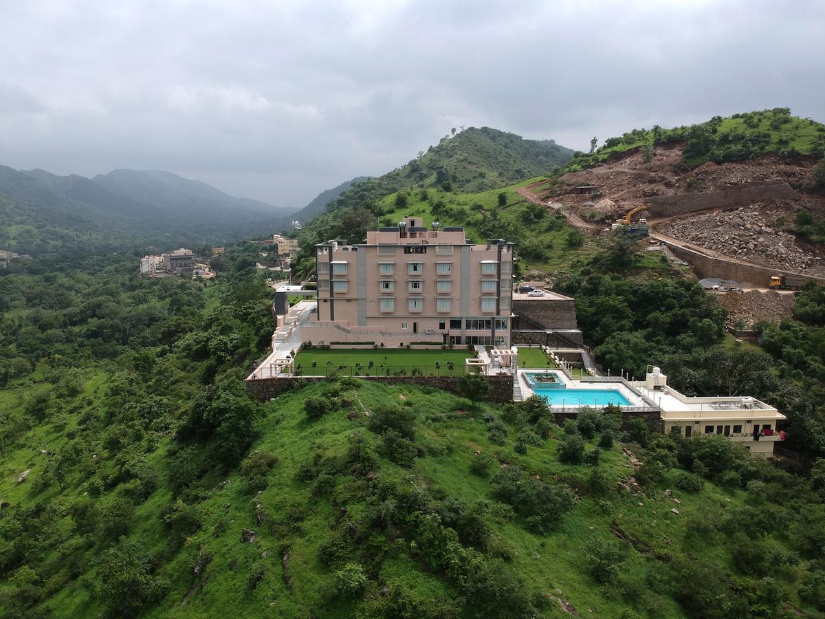 The G Mount Valley Resort, Кумбалгарх Екстериор снимка