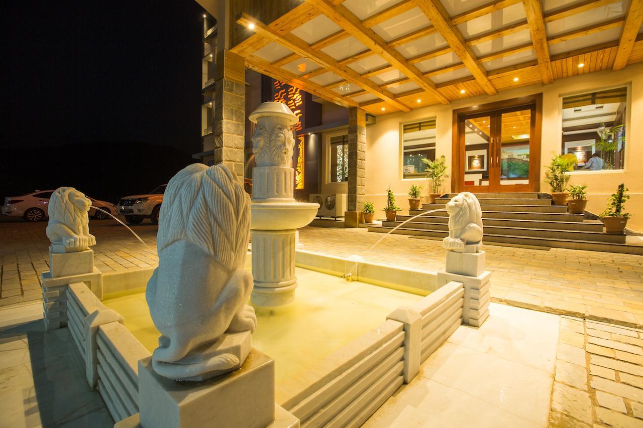 The G Mount Valley Resort, Кумбалгарх Екстериор снимка